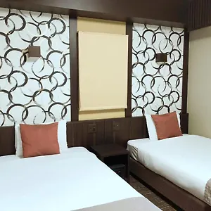 Amaterrace Nippombashi-higashi Hotel